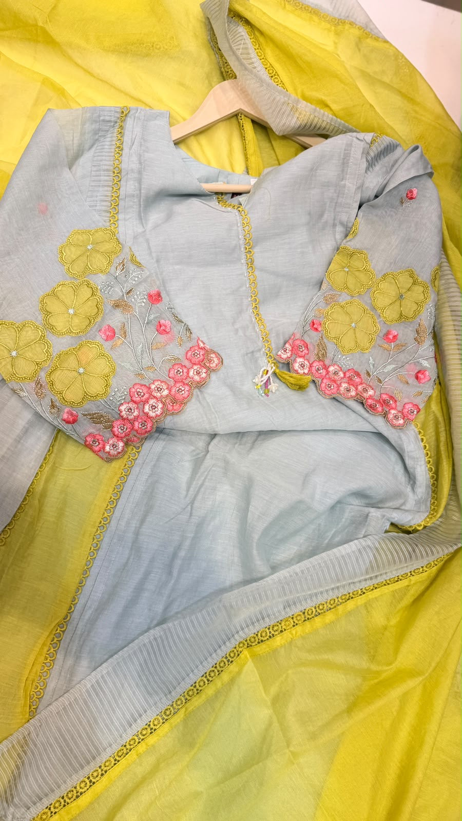 Bloom in Contrast – Mul Chanderi Suit Set