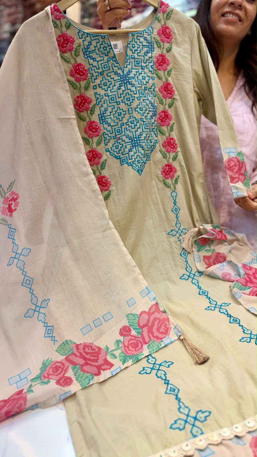 Roses Found Their Geometry – Embroidered Suit Set