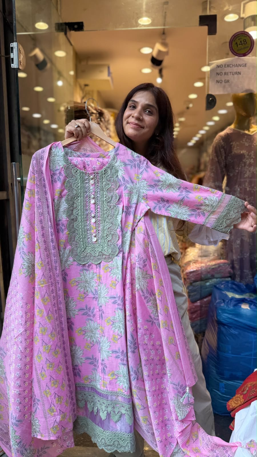 Bazaar  “de Lahore” -  The Karachi Atelier