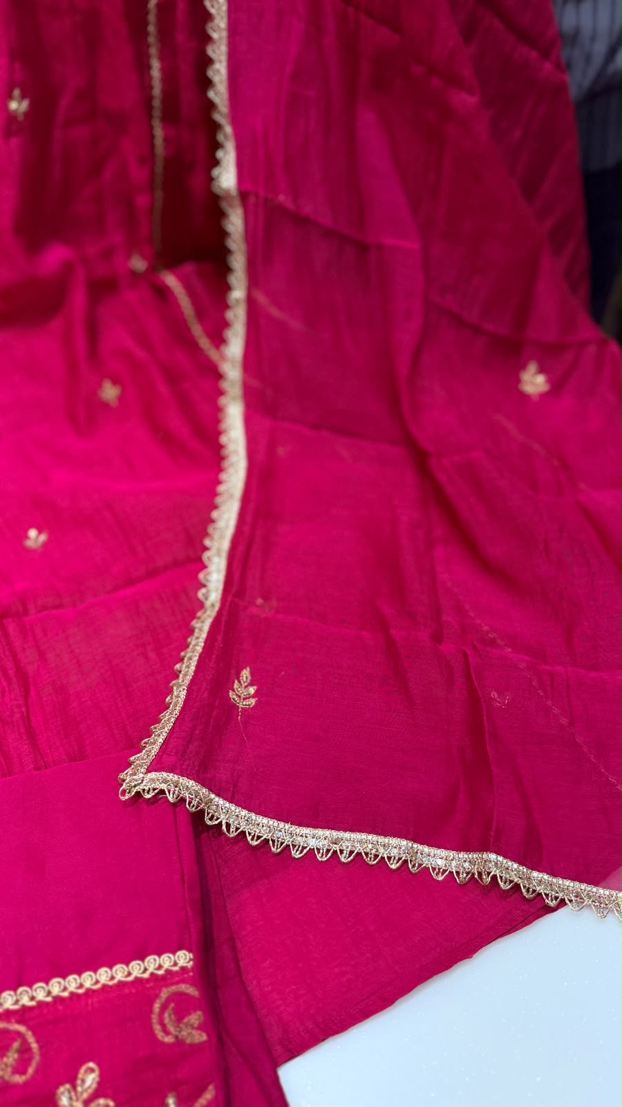 The Art of Opulence – Super Luxury Mul Chanderi Suit Set ⭐