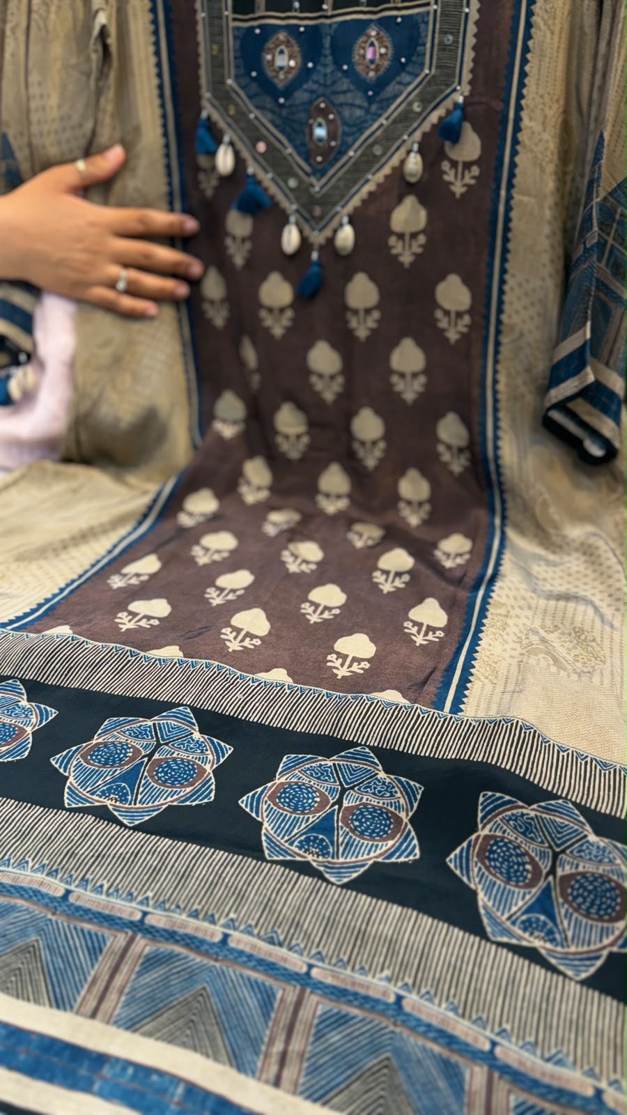 The Souvenir That Stayed – Artisan Suit Set