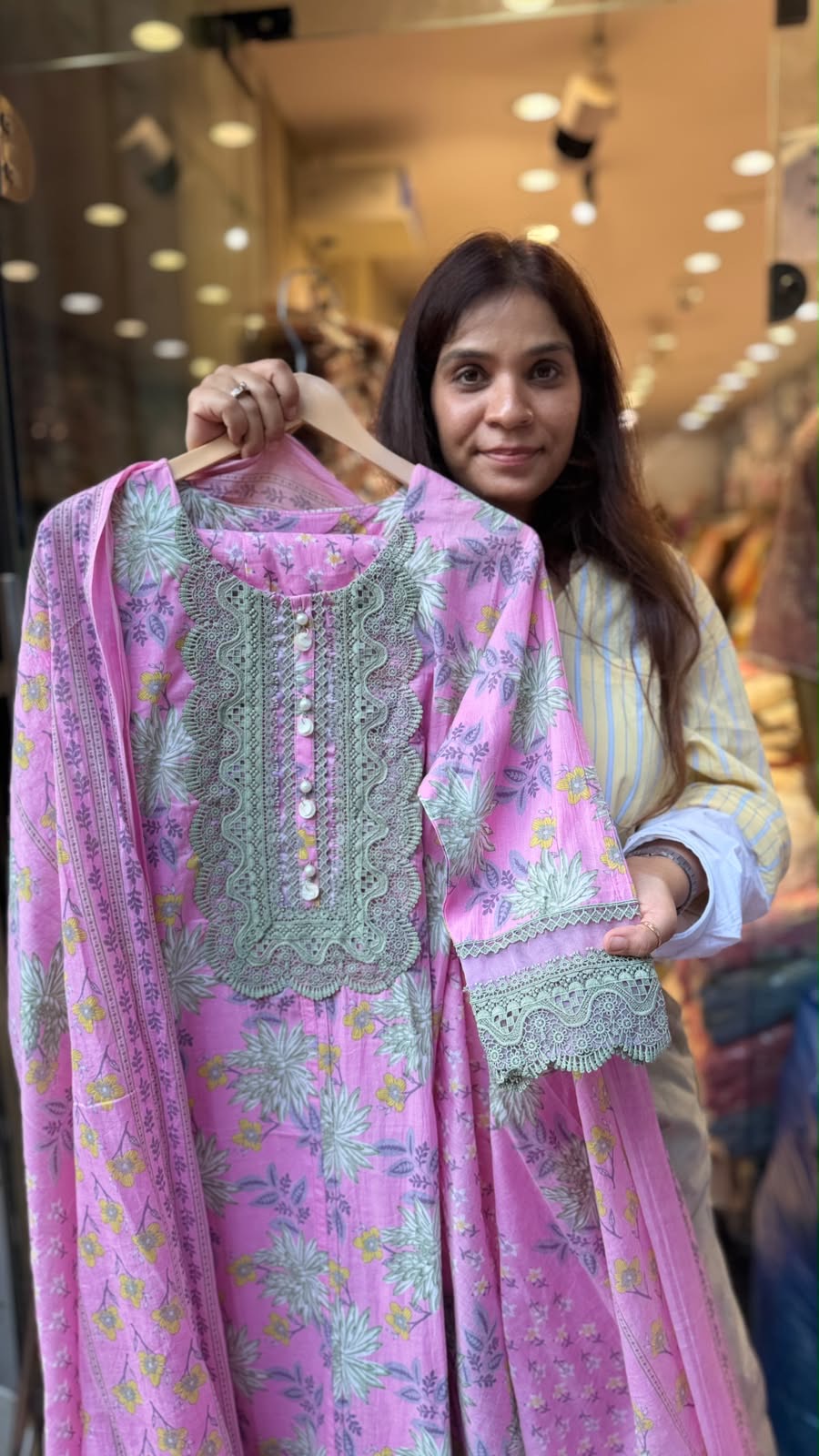 Bazaar  “de Lahore” -  The Karachi Atelier