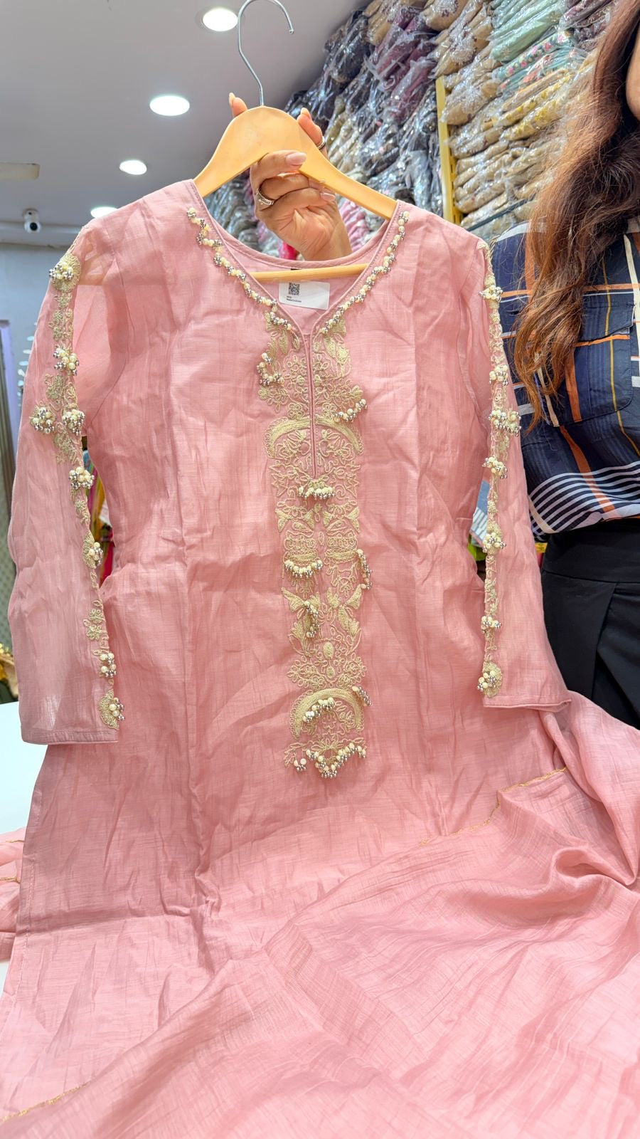 Threads of Love – Mul Chanderi Couture