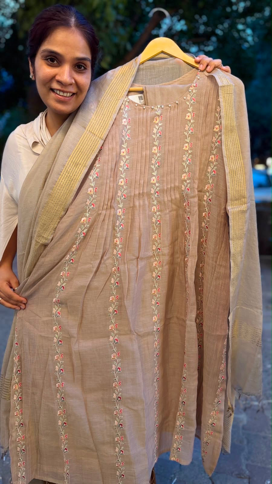 Dove & Blossom - Mul chanderi muse