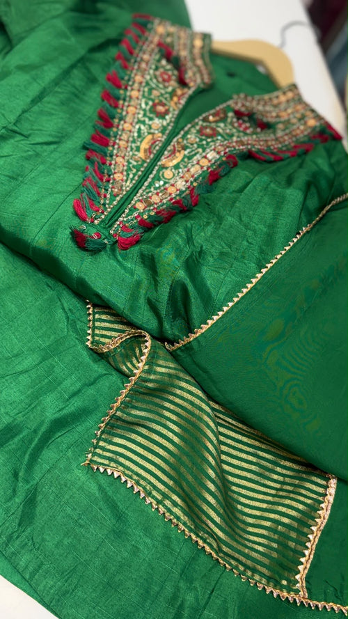 The Tassel Treasury – Mul Chanderi Suit Set