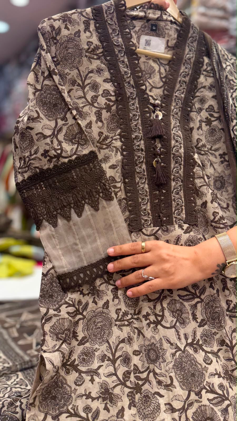 Ashbourne Noir Karachi Suit Set