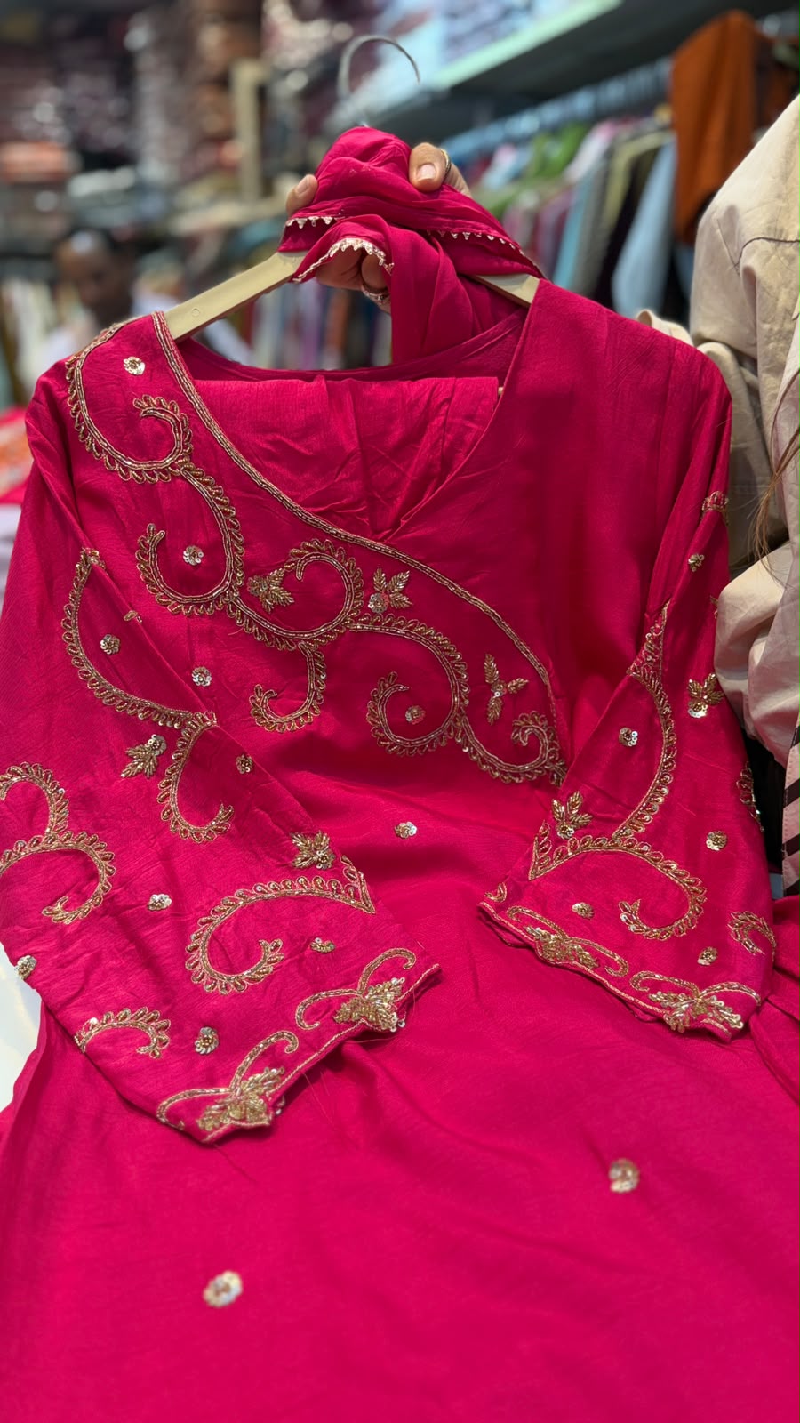 The Angrakha Affair – Russian Silk Royalty ⭐