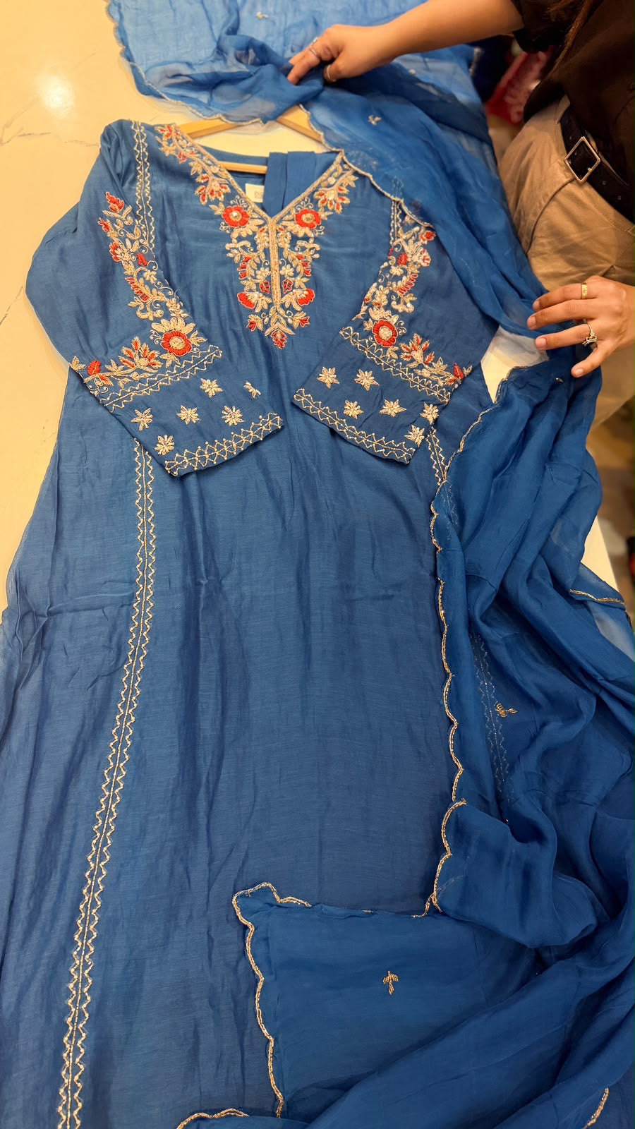 A Tale of Two Blooms – Mul Chanderi Suit Set