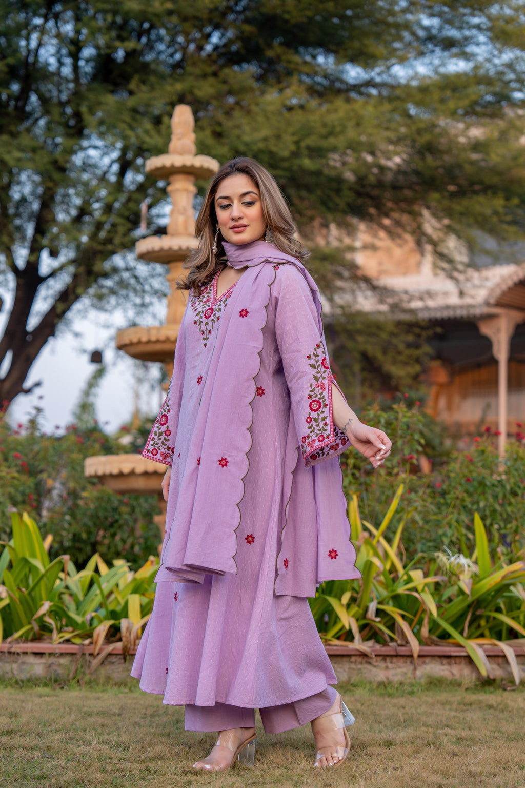 Petal Rhythm – Dobby Mul Cotton Edit