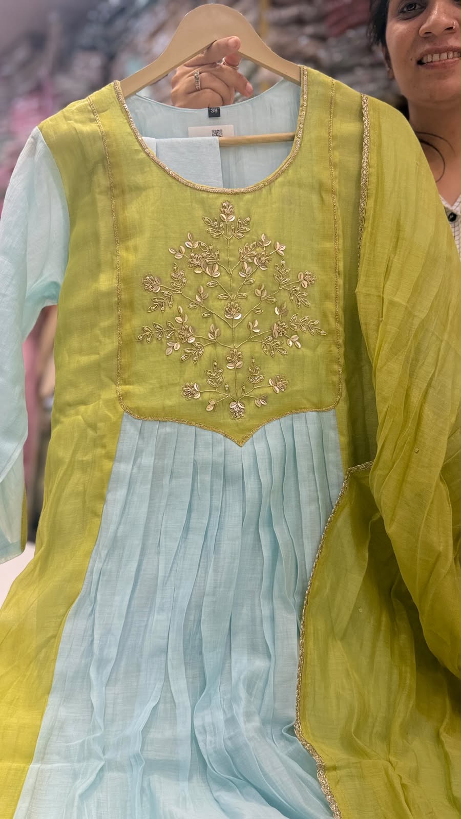 ~ Windsor Bloom Mul Chanderi ~