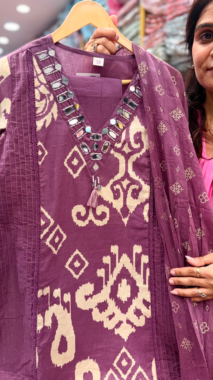 Mirrorloom Muse ~ The Karachi Touch