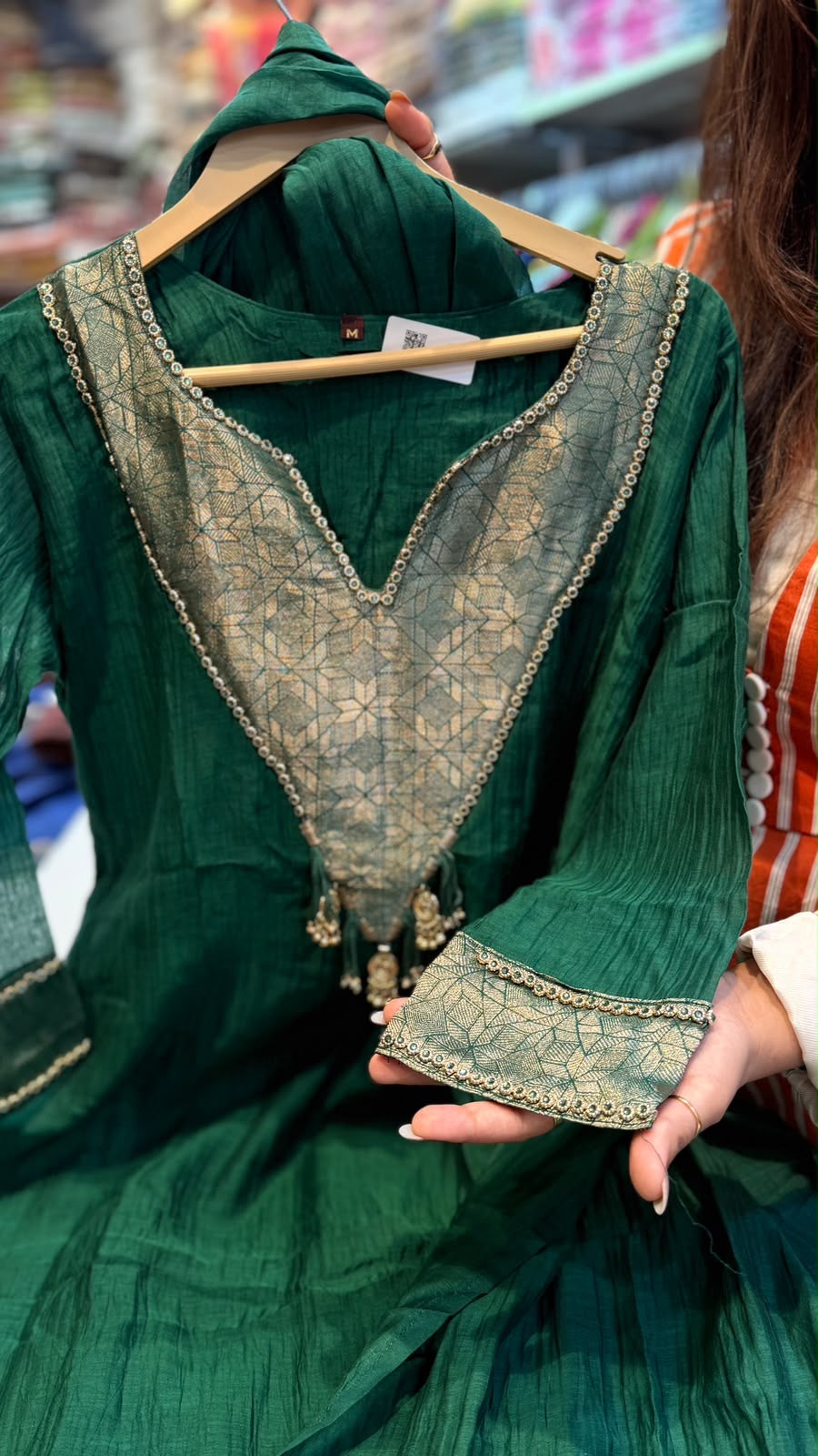 Three Moods, One Look – Mul Chanderi Ghungroo Special