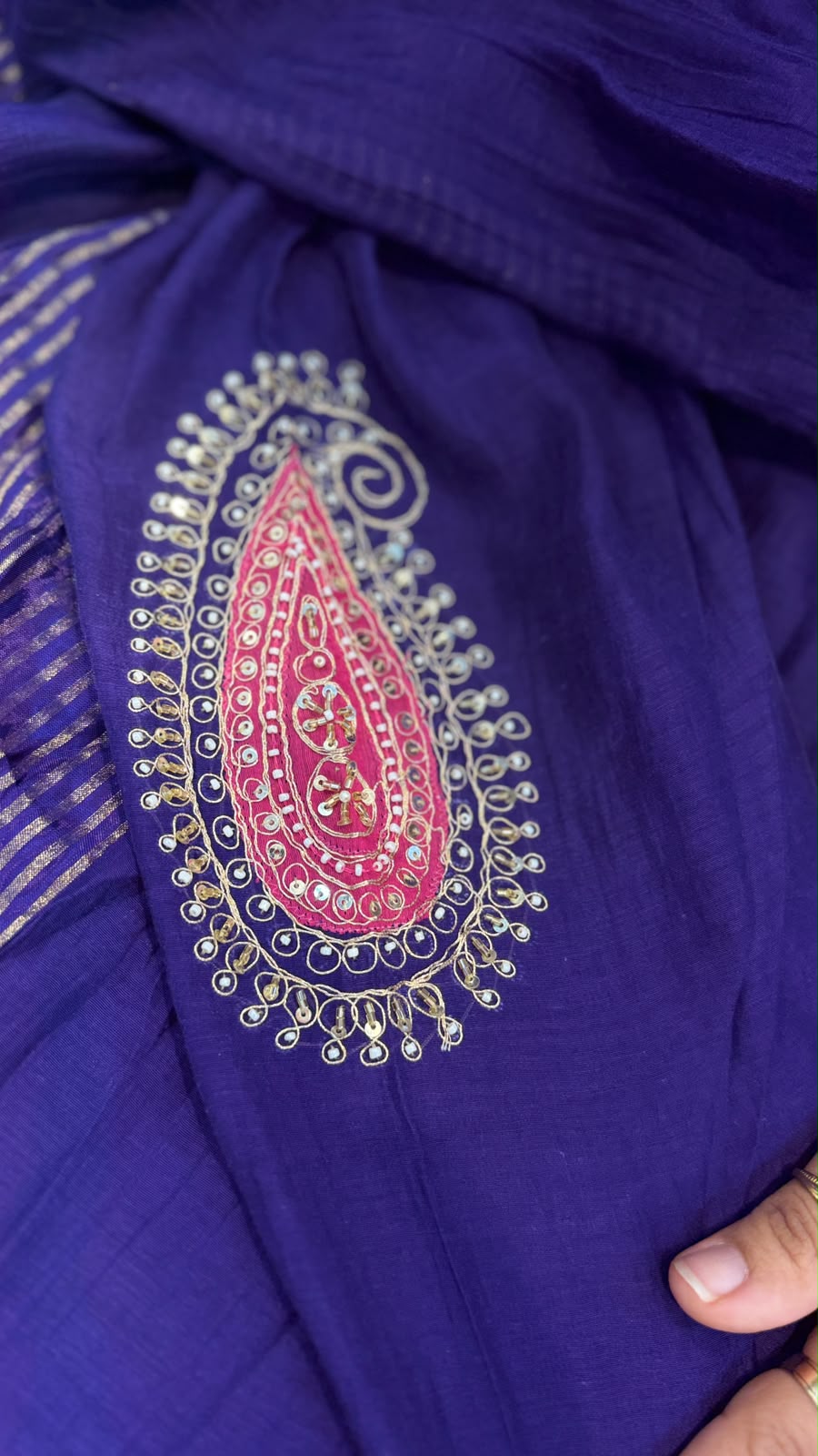 The Contrast Crown – Mul Chanderi Suit Set