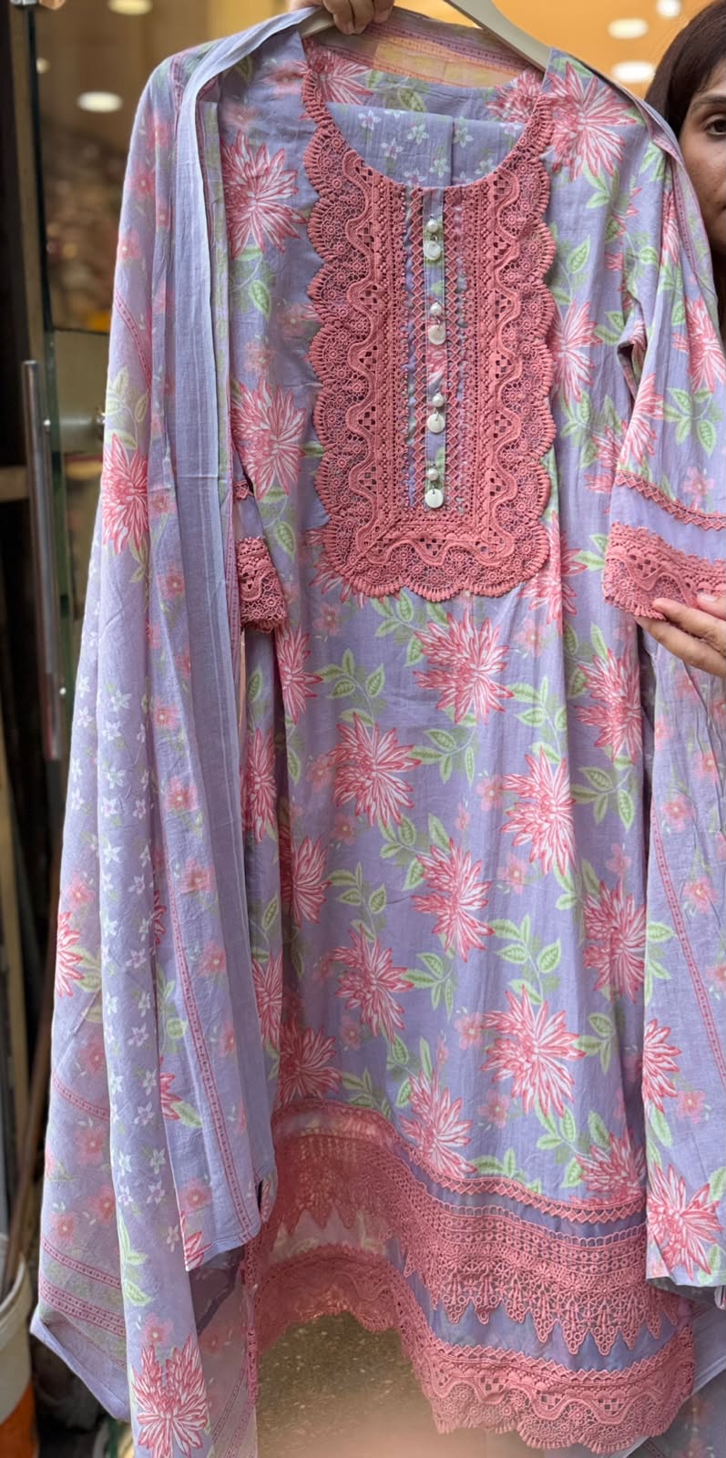 Bazaar  “de Lahore” -  The Karachi Atelier