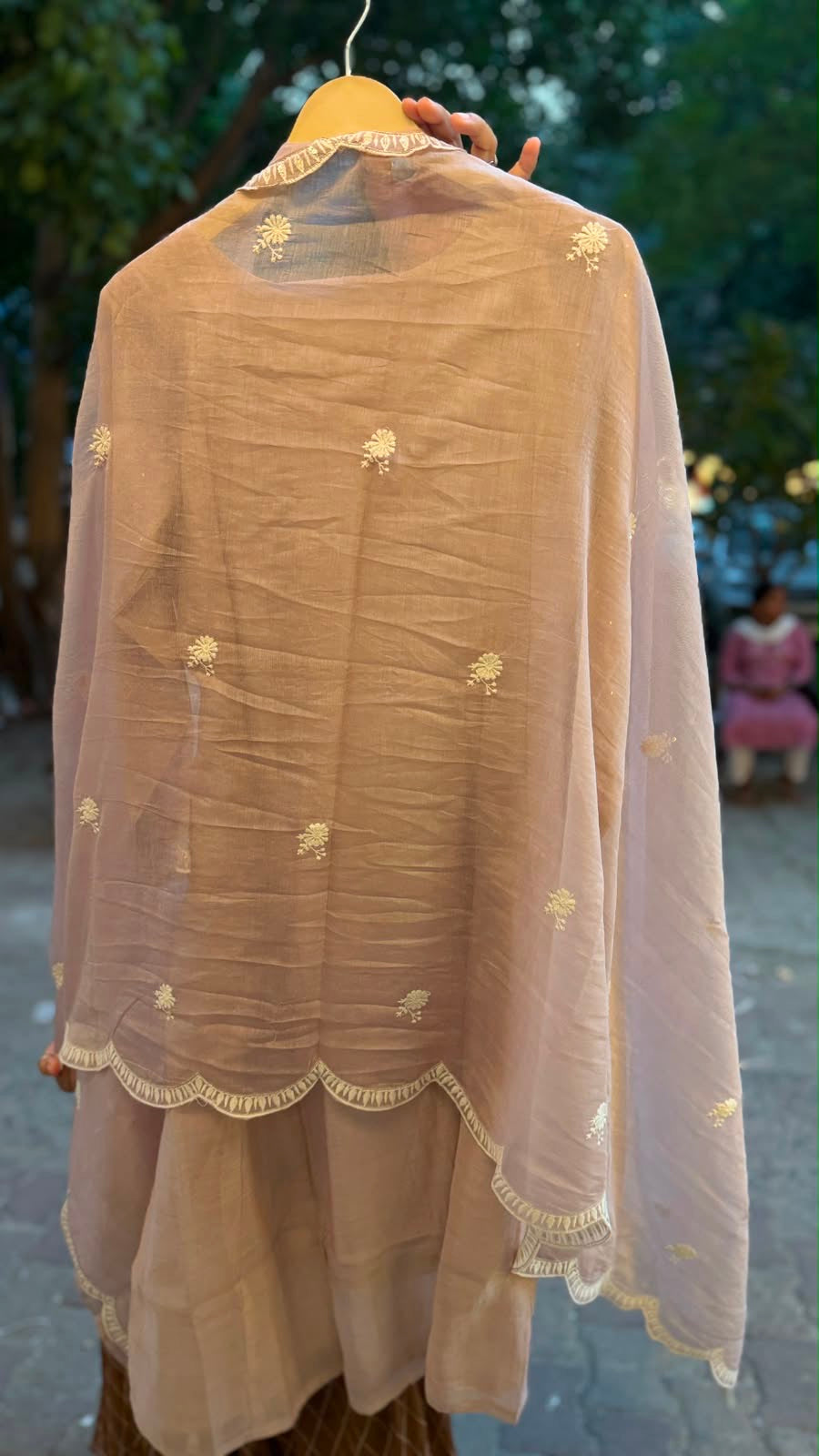 Where florals meet elegance — Mul Chanderi