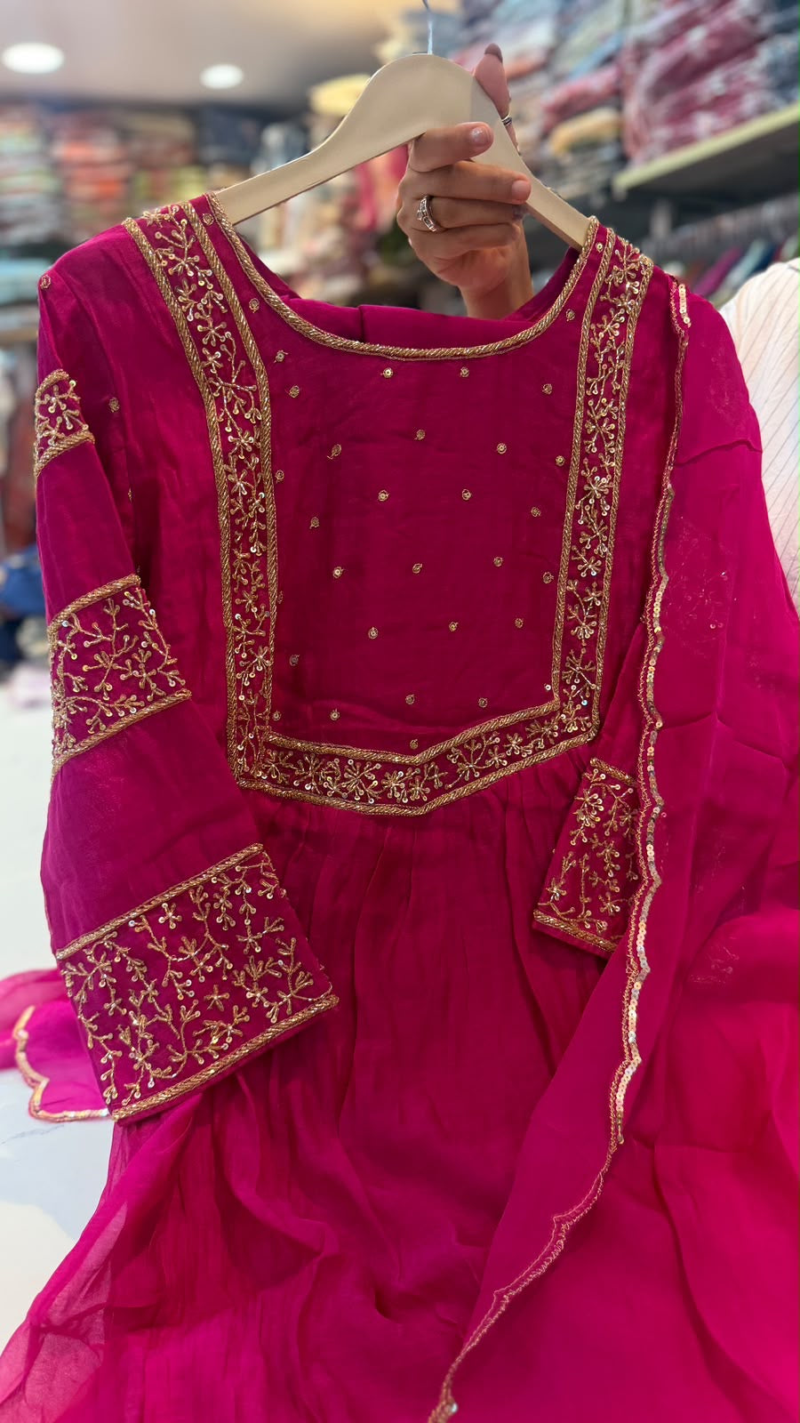 The Golden Affair – Mul Chanderi Suit Set