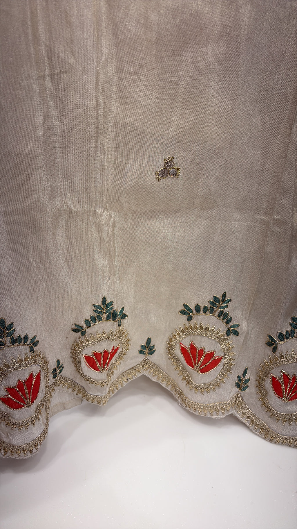 Veil of Lustre— The Shimmer Atelier