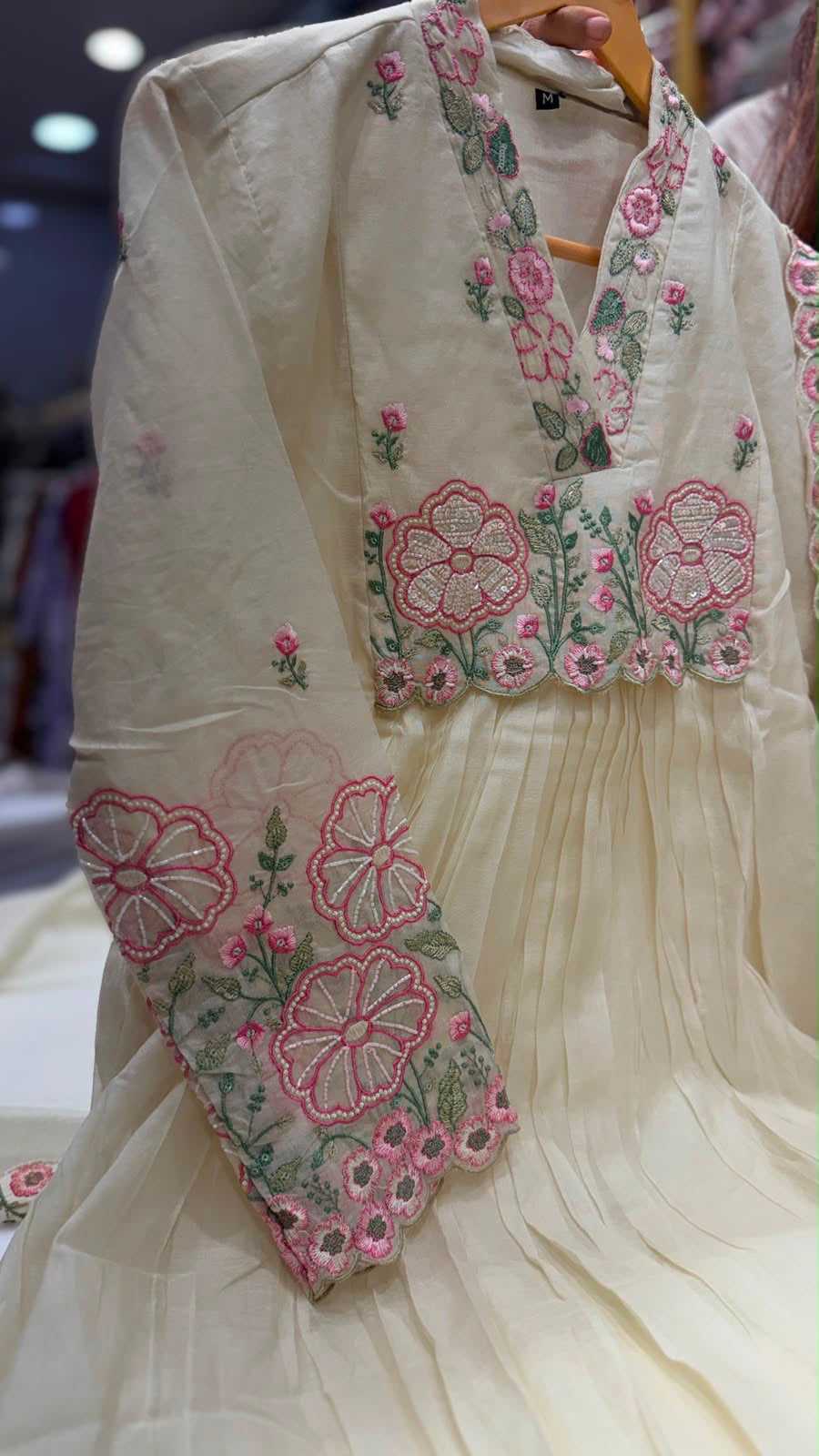 The Ivory Rose Berry Mul Chanderi