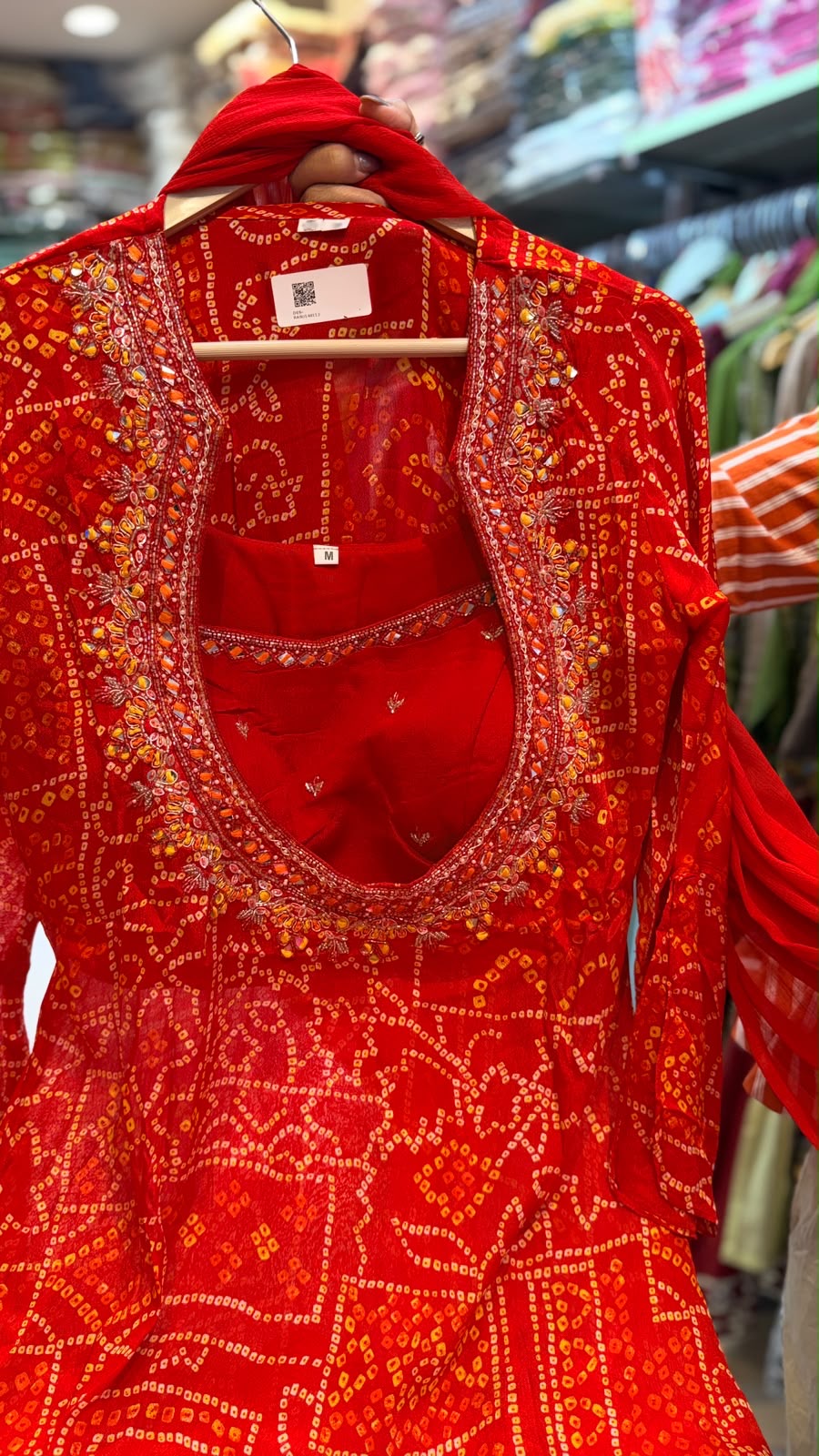 Bandhej in Full Bloom – Festive Divider Set