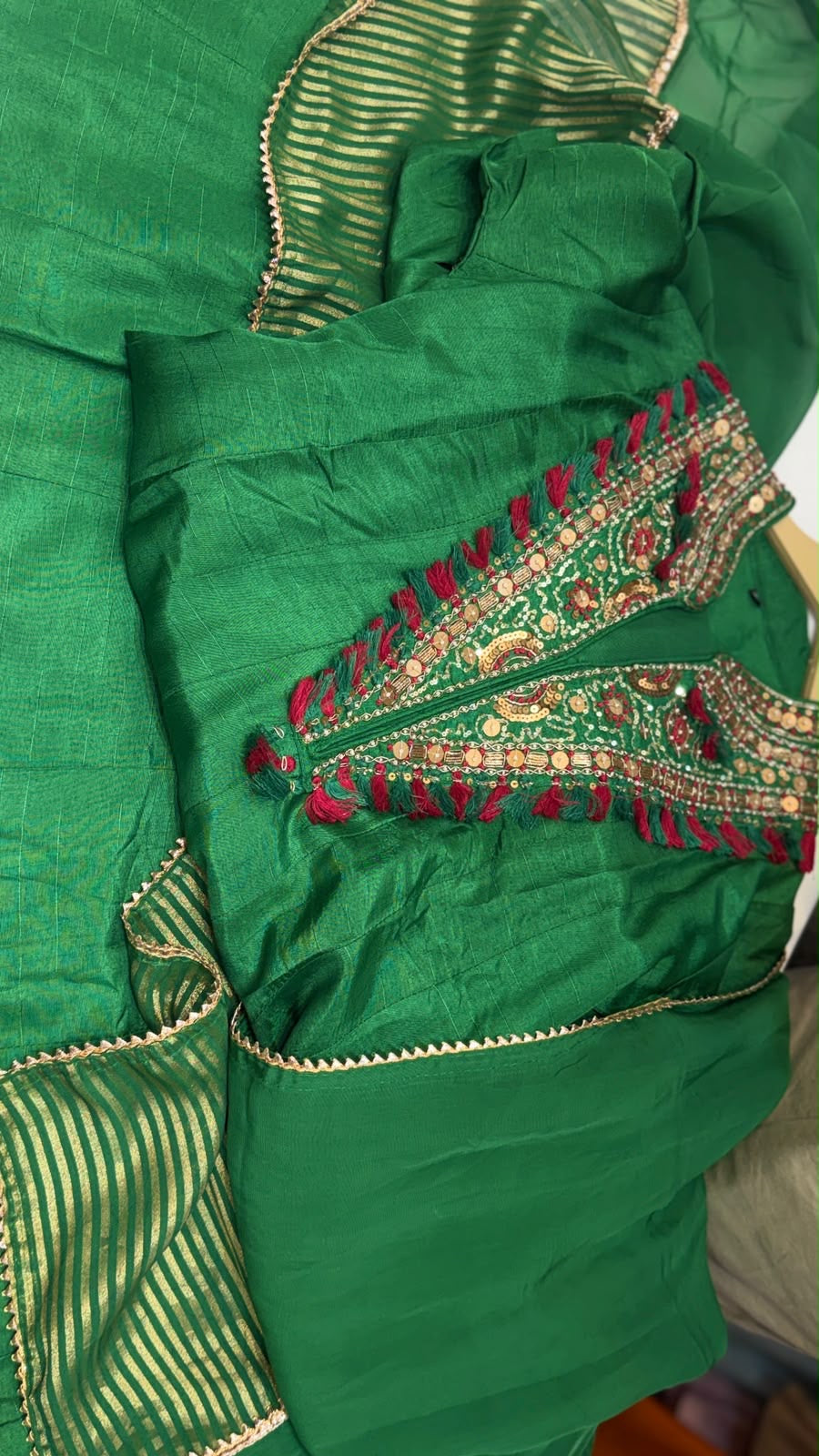 The Tassel Treasury – Mul Chanderi Suit Set