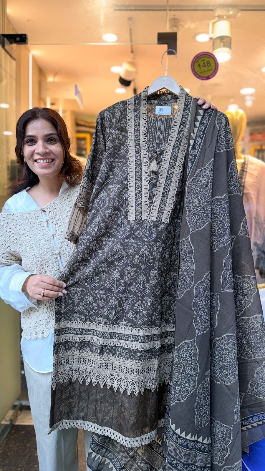 Lace Affair: Karachi Series