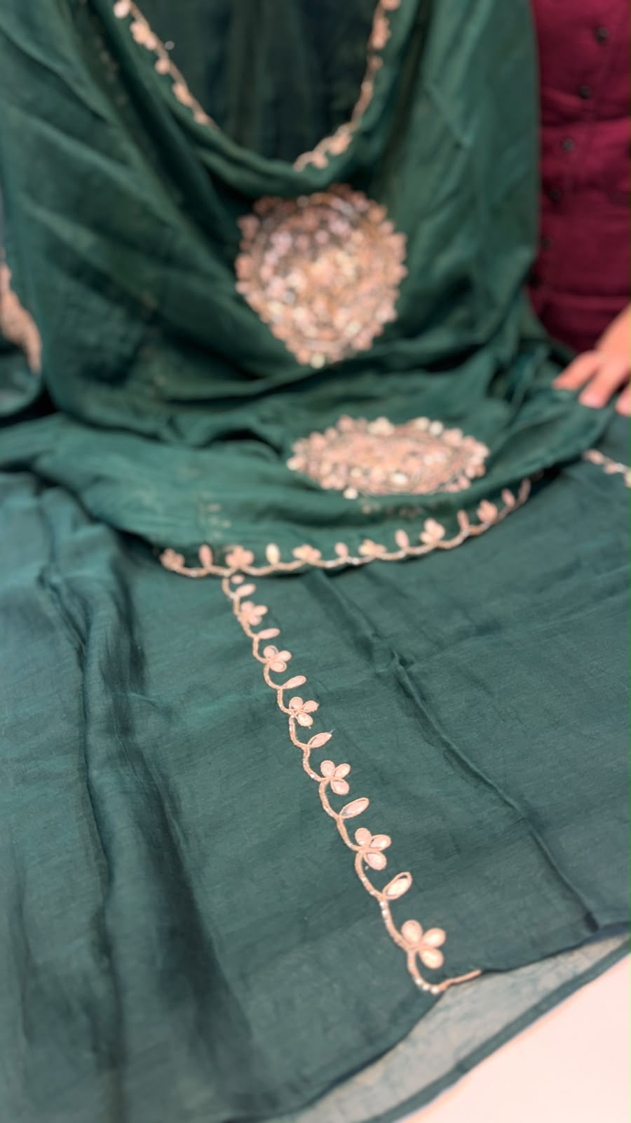 The Art of a Golden Circle – Mul Chanderi Suit Set ✨