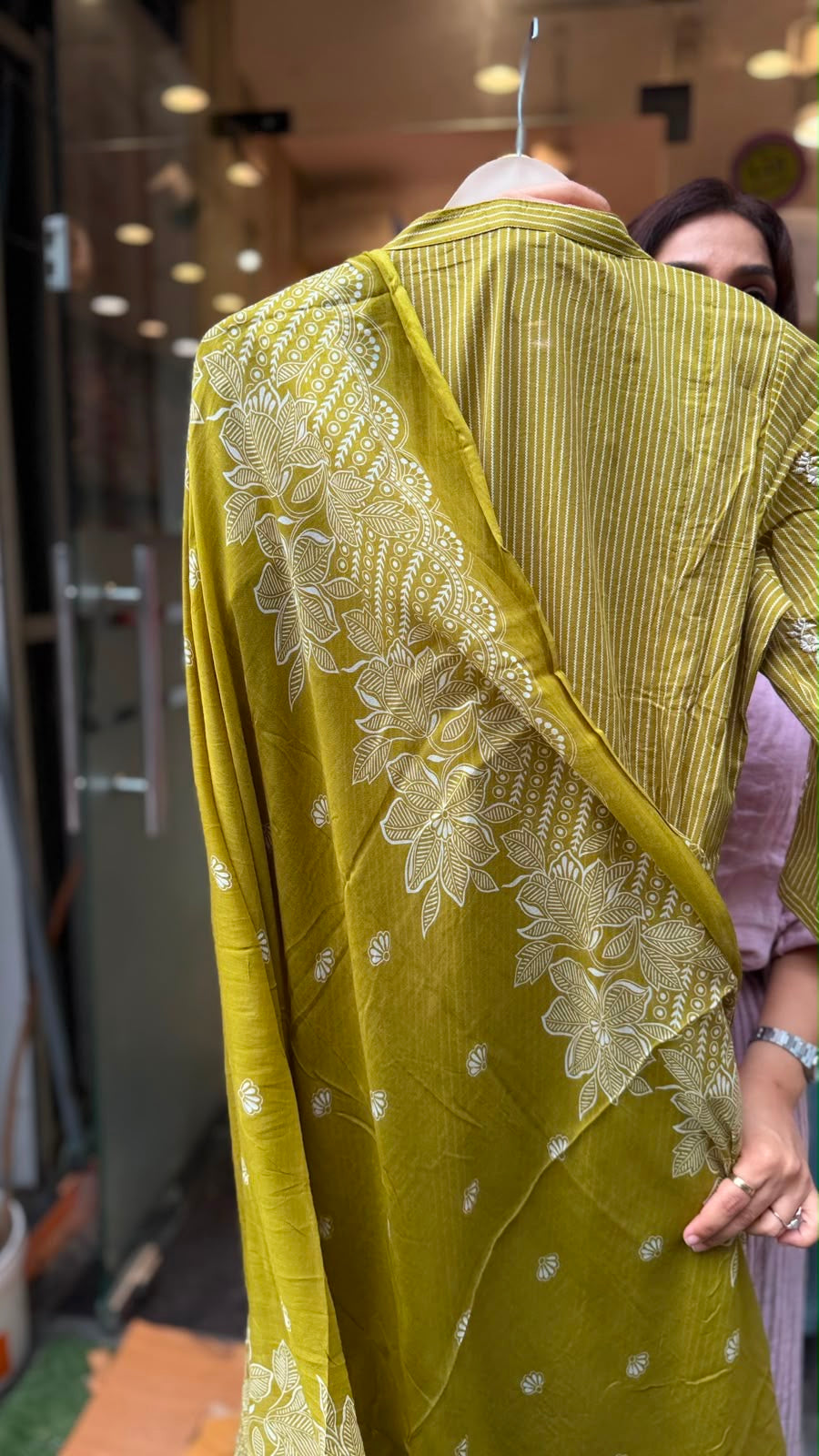 Aureline — The Striped Affair .