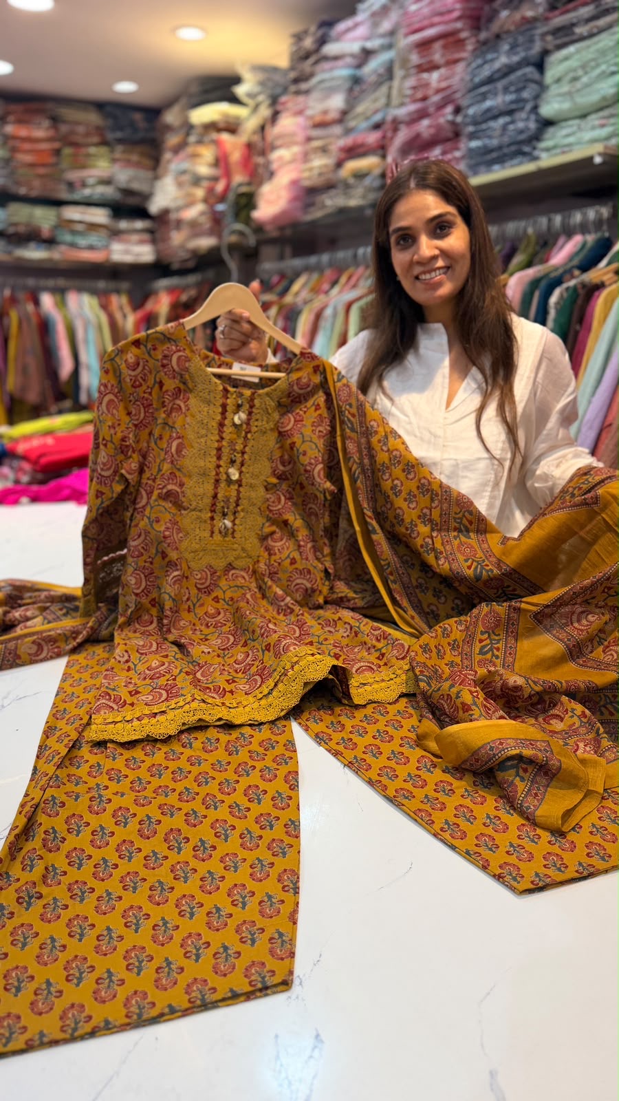 Framed in Lace – Karachi Tales in Faarsi Salwar