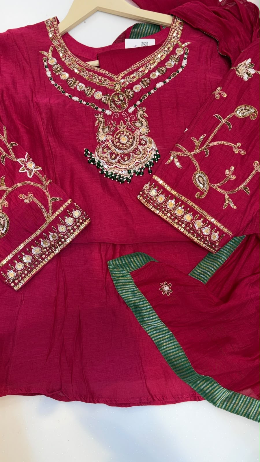 The Palace Detail – Mul Chanderi Suit Set
