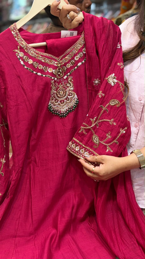 The Palace Detail – Mul Chanderi Suit Set