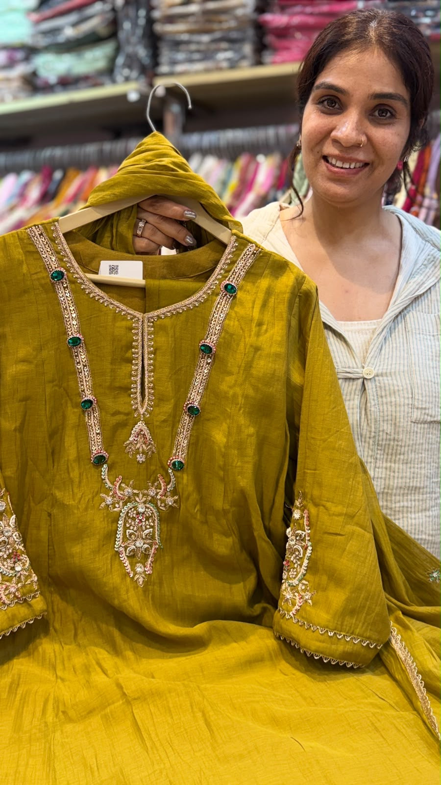 The Jewel Lineage – Luxe Mul Chanderi Suit Set