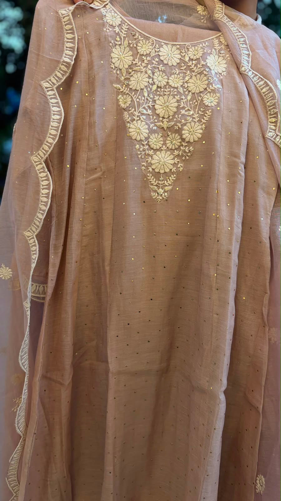 Where florals meet elegance — Mul Chanderi