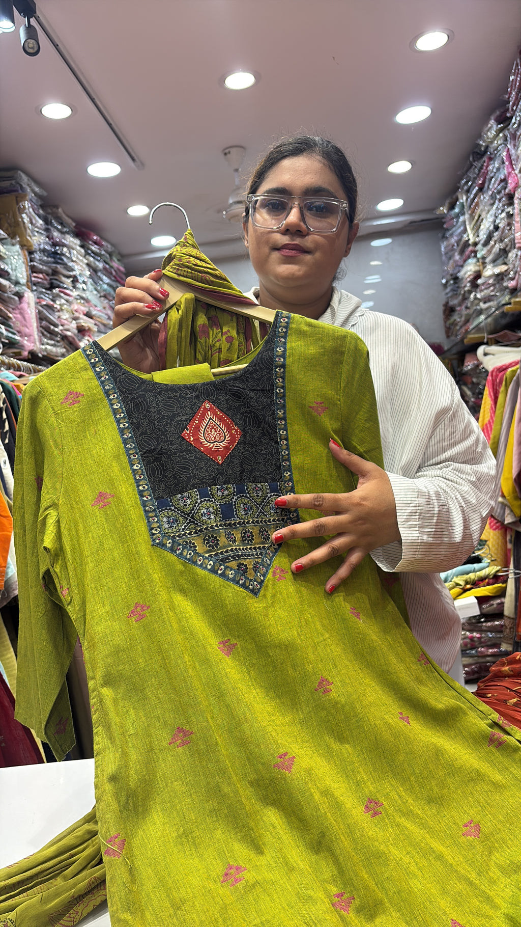 The Folk Detail Theory – Handloom Suit Set
