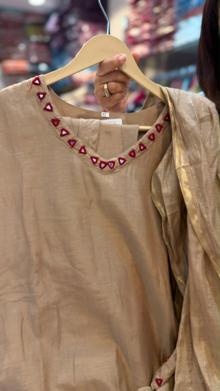 Crafted in Circles - Mul Chanderi Muse
