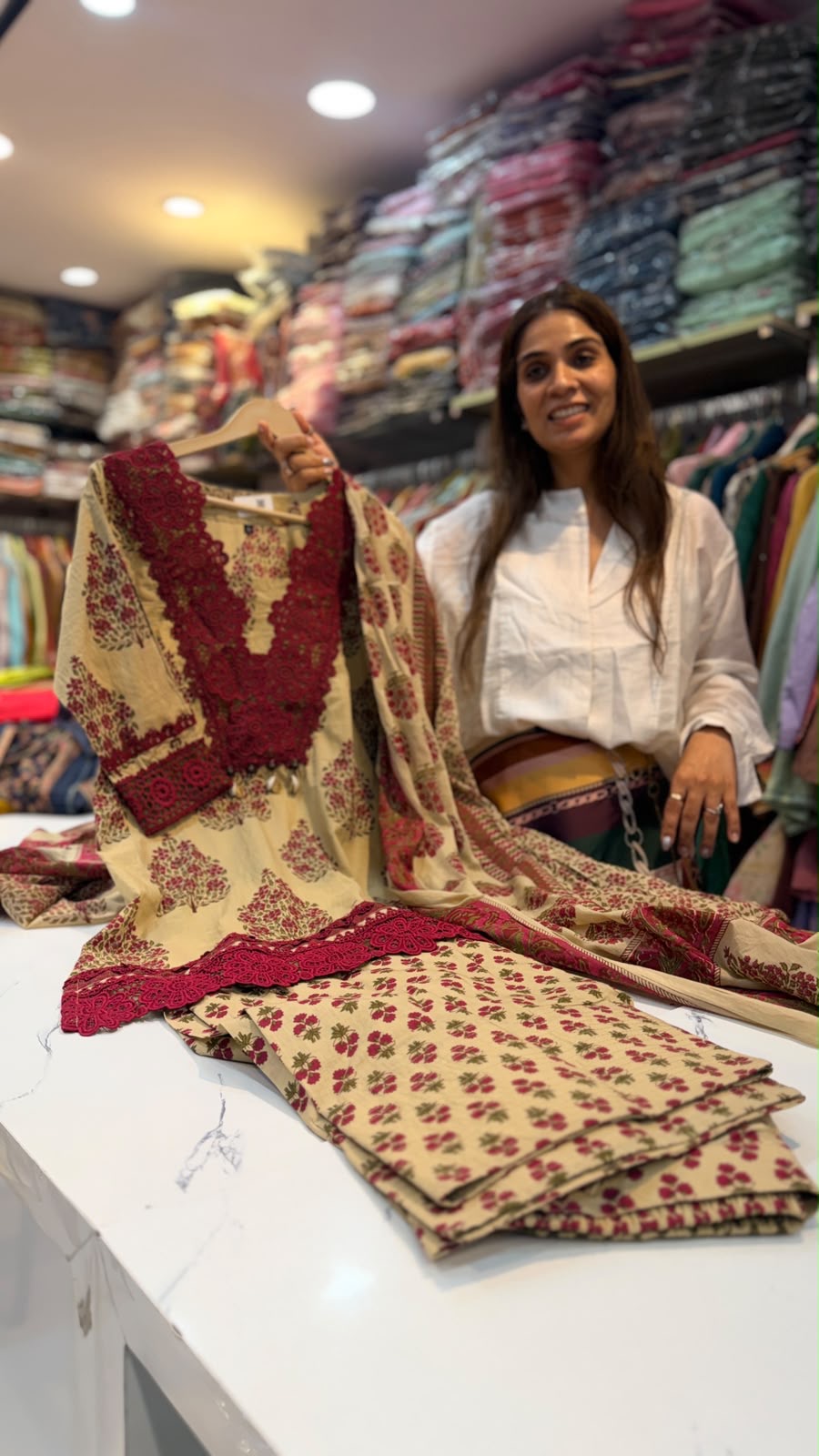 Framed in Lace – Karachi Tales in Faarsi Salwar