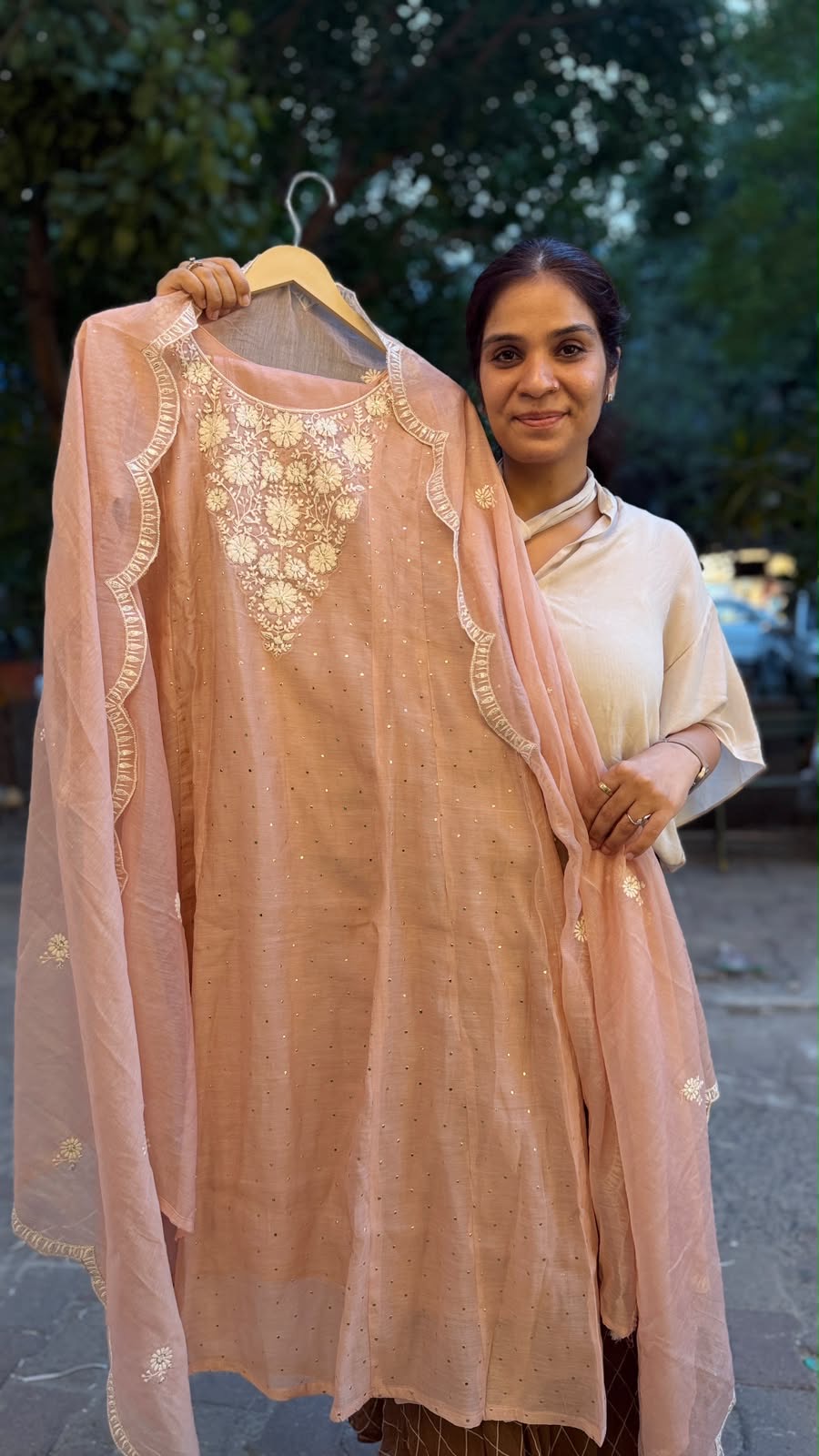 Where florals meet elegance — Mul Chanderi