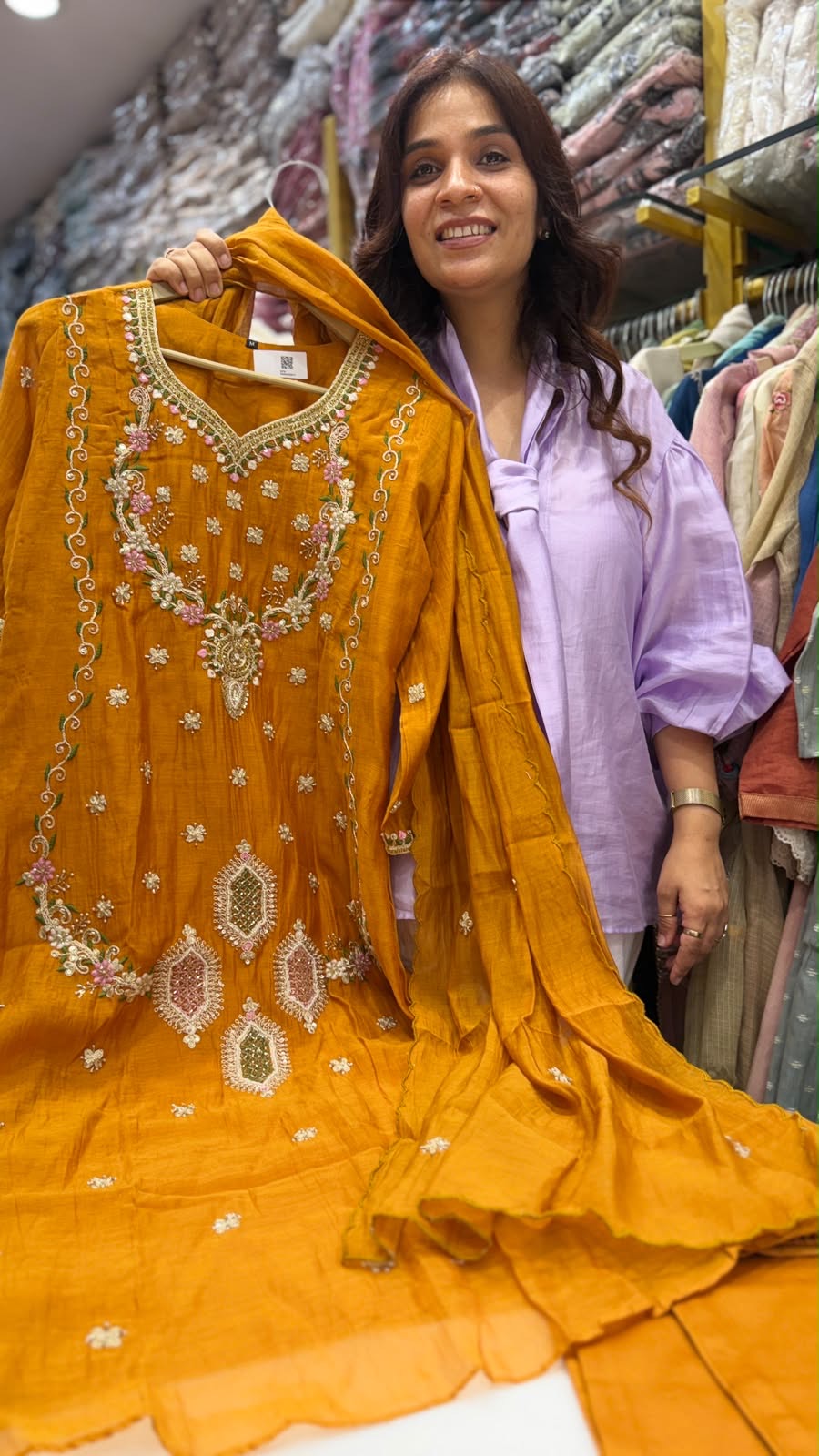 Amber Heirloom Bloom – Mul Chanderi Suit Set