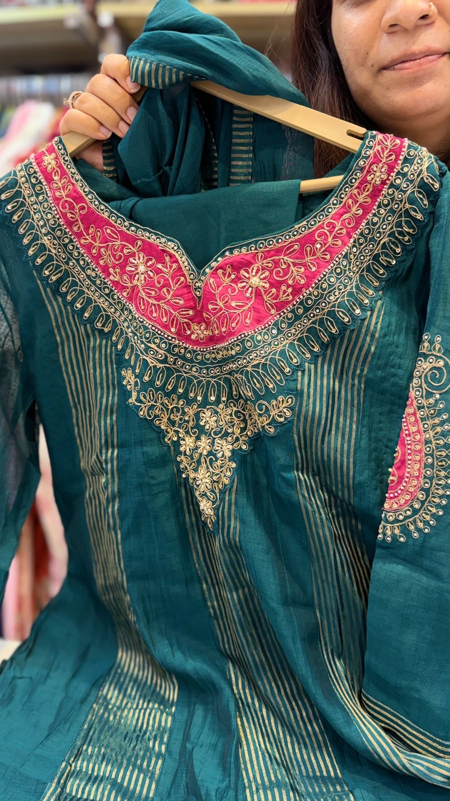 The Contrast Crown – Mul Chanderi Suit Set