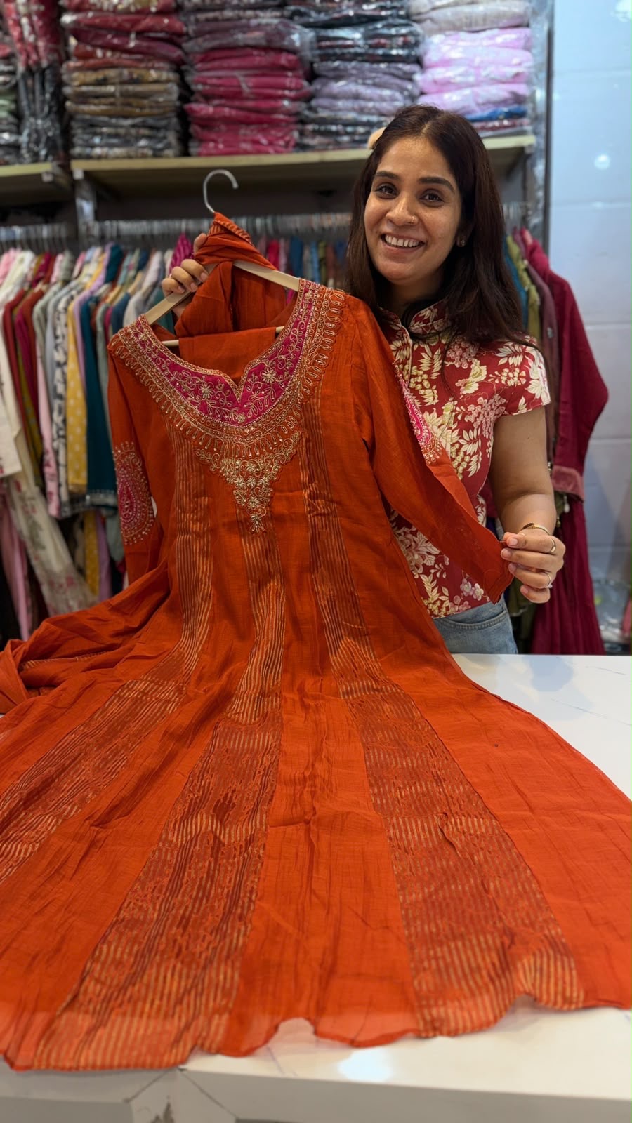 The Contrast Crown – Mul Chanderi Suit Set