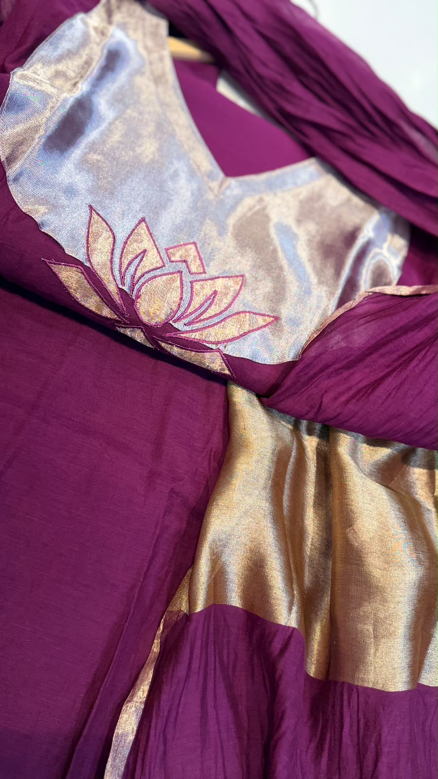 The Lotus Line – Mul Chanderi Suit Set