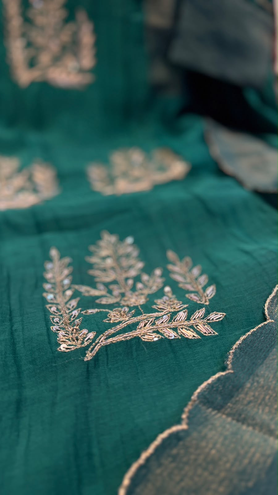 Botanical Alchemy – Mul Chanderi Suit Set