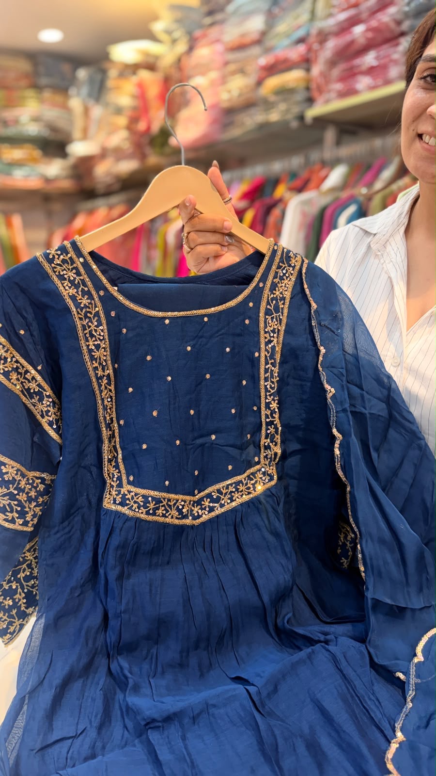 The Golden Affair – Mul Chanderi Suit Set