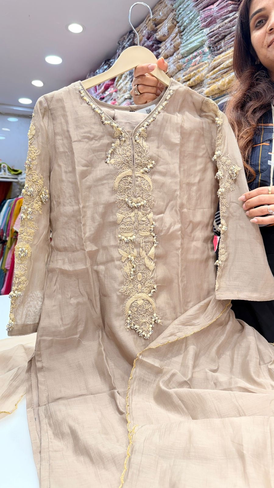 Threads of Love – Mul Chanderi Couture