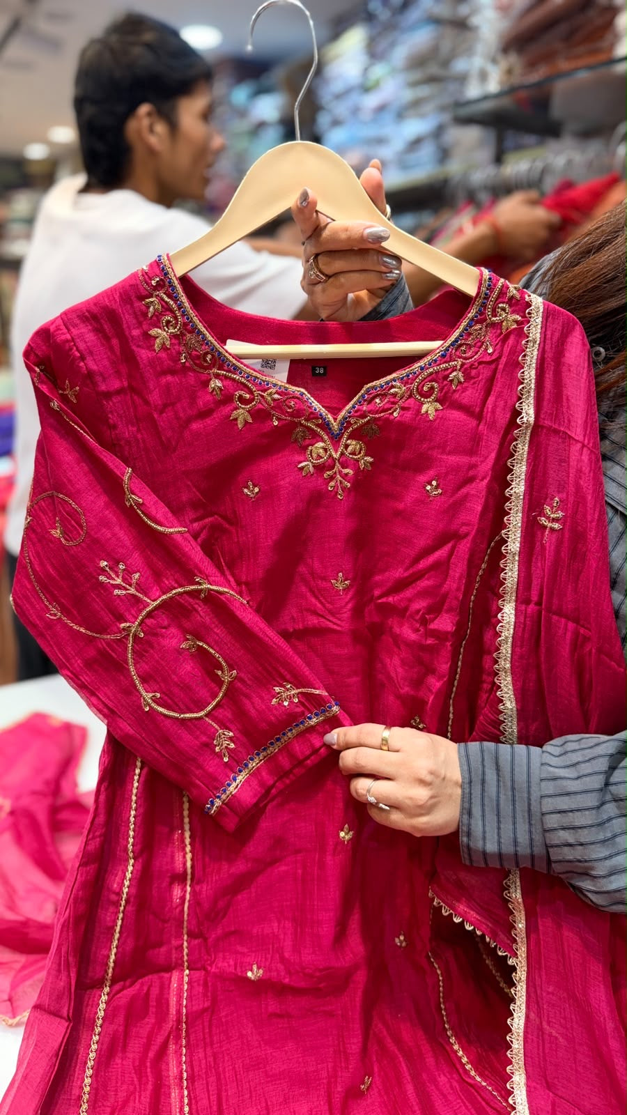 The Art of Opulence – Super Luxury Mul Chanderi Suit Set ⭐