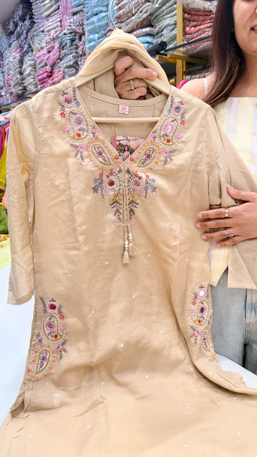 Roohani Threads – 4 Shades Mul Cotton Edit
