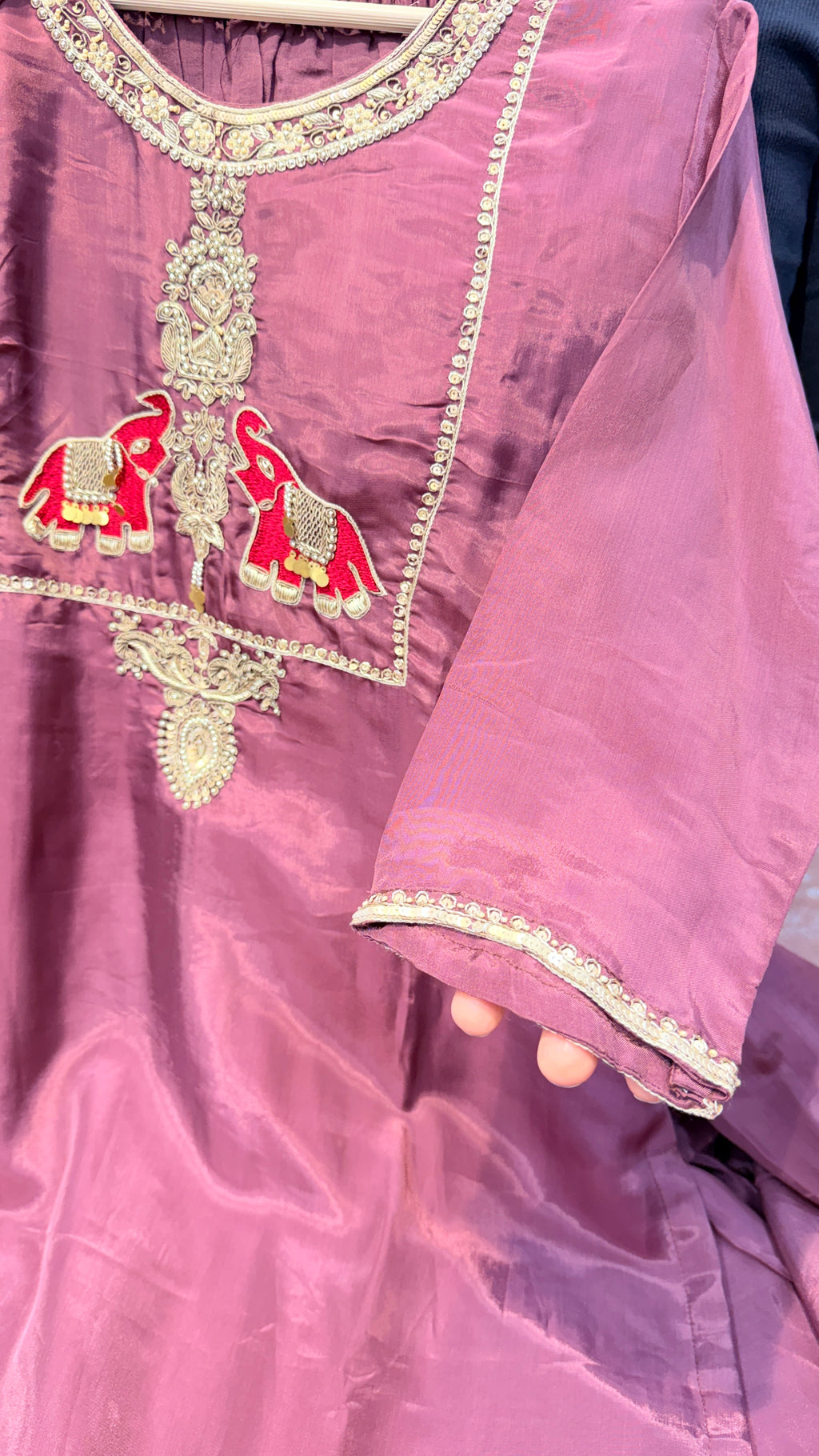 Dusty Rose Crepe Divider Set