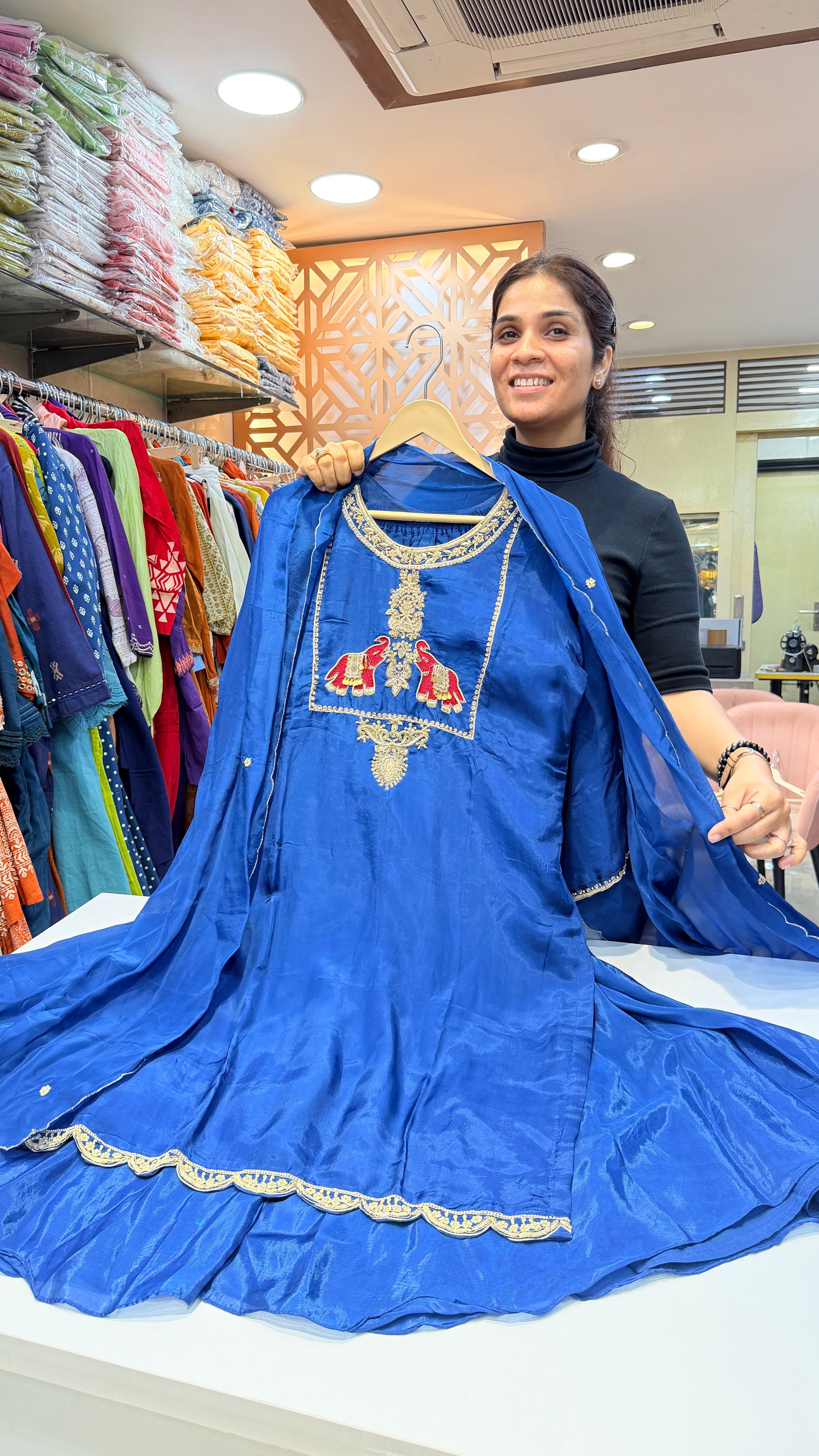 Royal Blue Crepe Divider Set