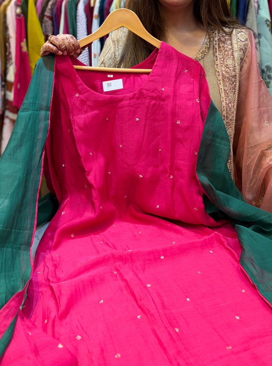 The Art of Unexpected Hues – Mul Chanderi Suit Set