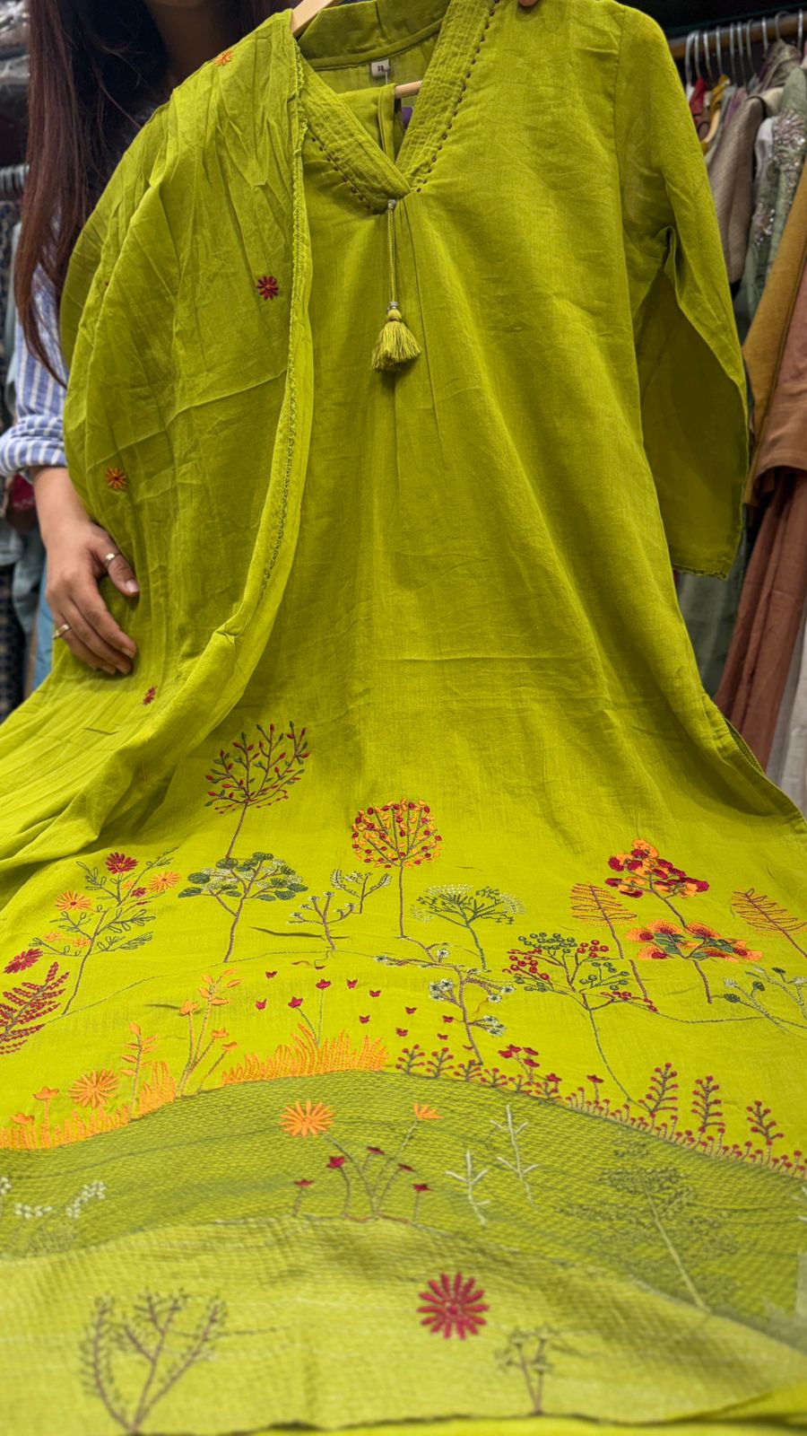 Lime Meadow Mul Cotton Embroidery Suit Set