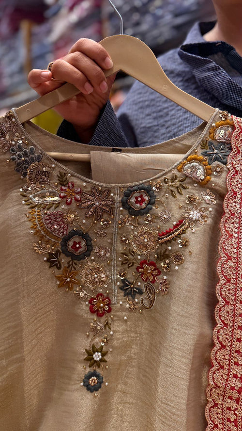 Gold Galesiar Glass Tissue